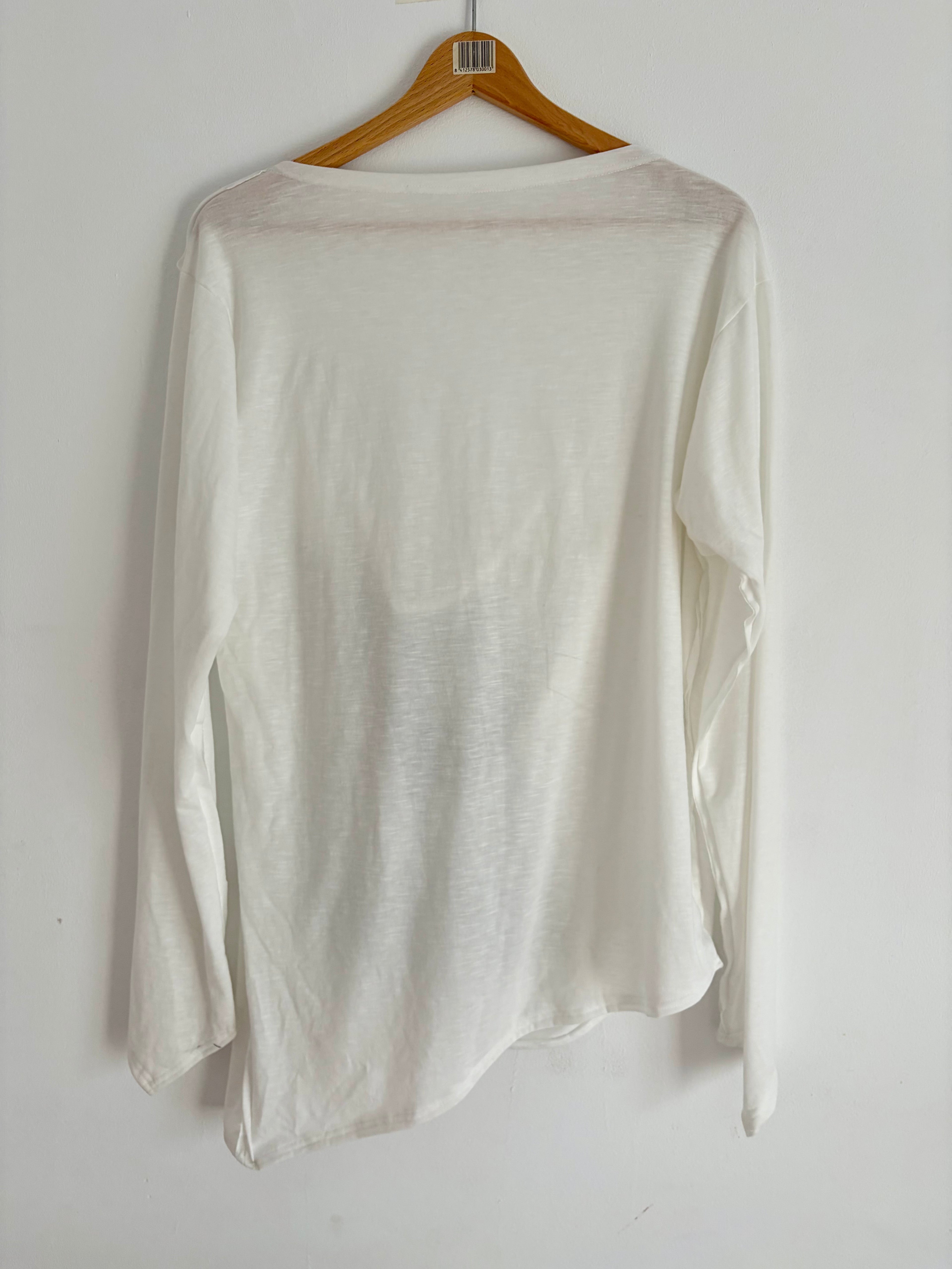 Omerale long sleeved t-shirt