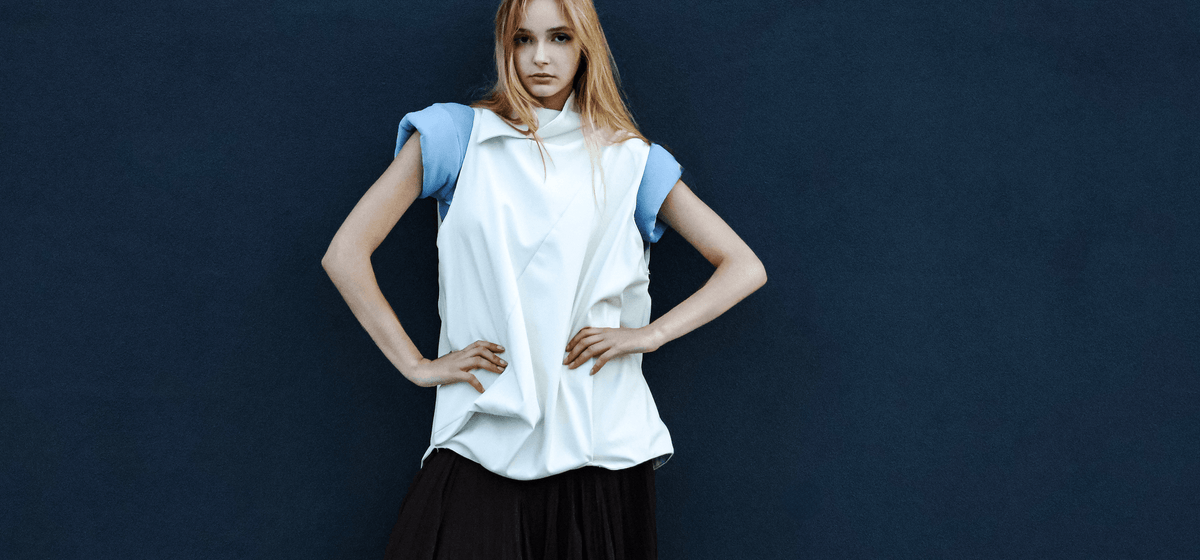 Back-striped vest